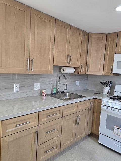 Furnished Finder property 992753_1 photo 6