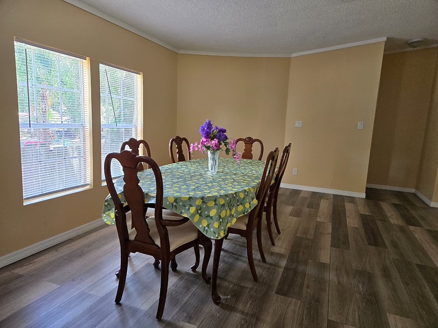 Furnished Finder property 992761_1 photo 3