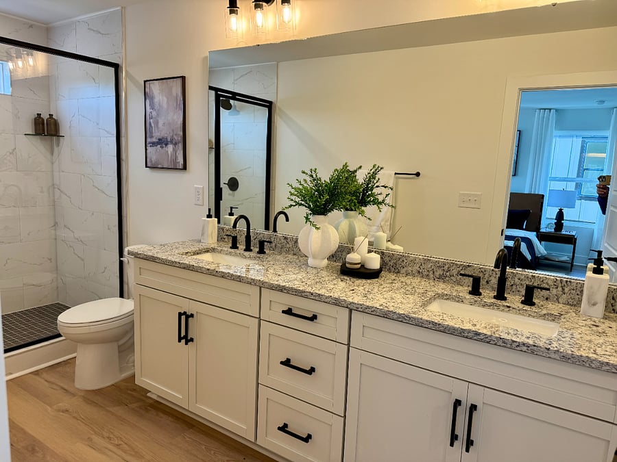 Main Bathroom