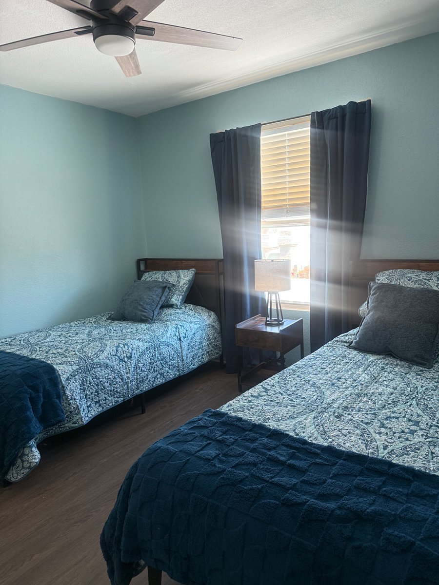 Upstairs 4th bedroom. 2 XL Twin beds
