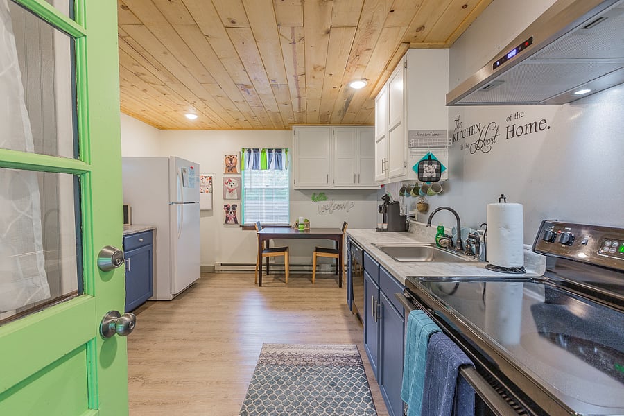 Full Kitchen