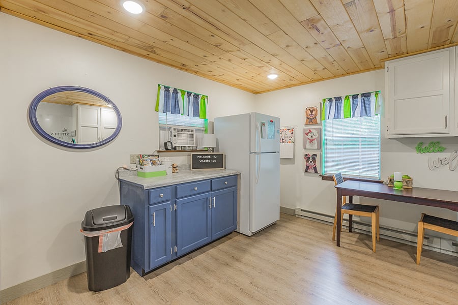 Another view of kitchen