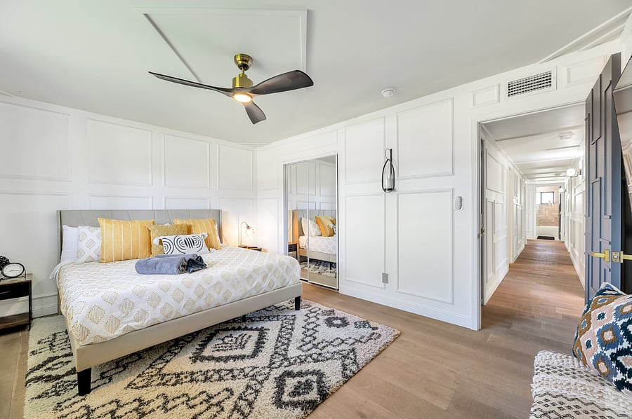 Primary bedroom w/ King bed