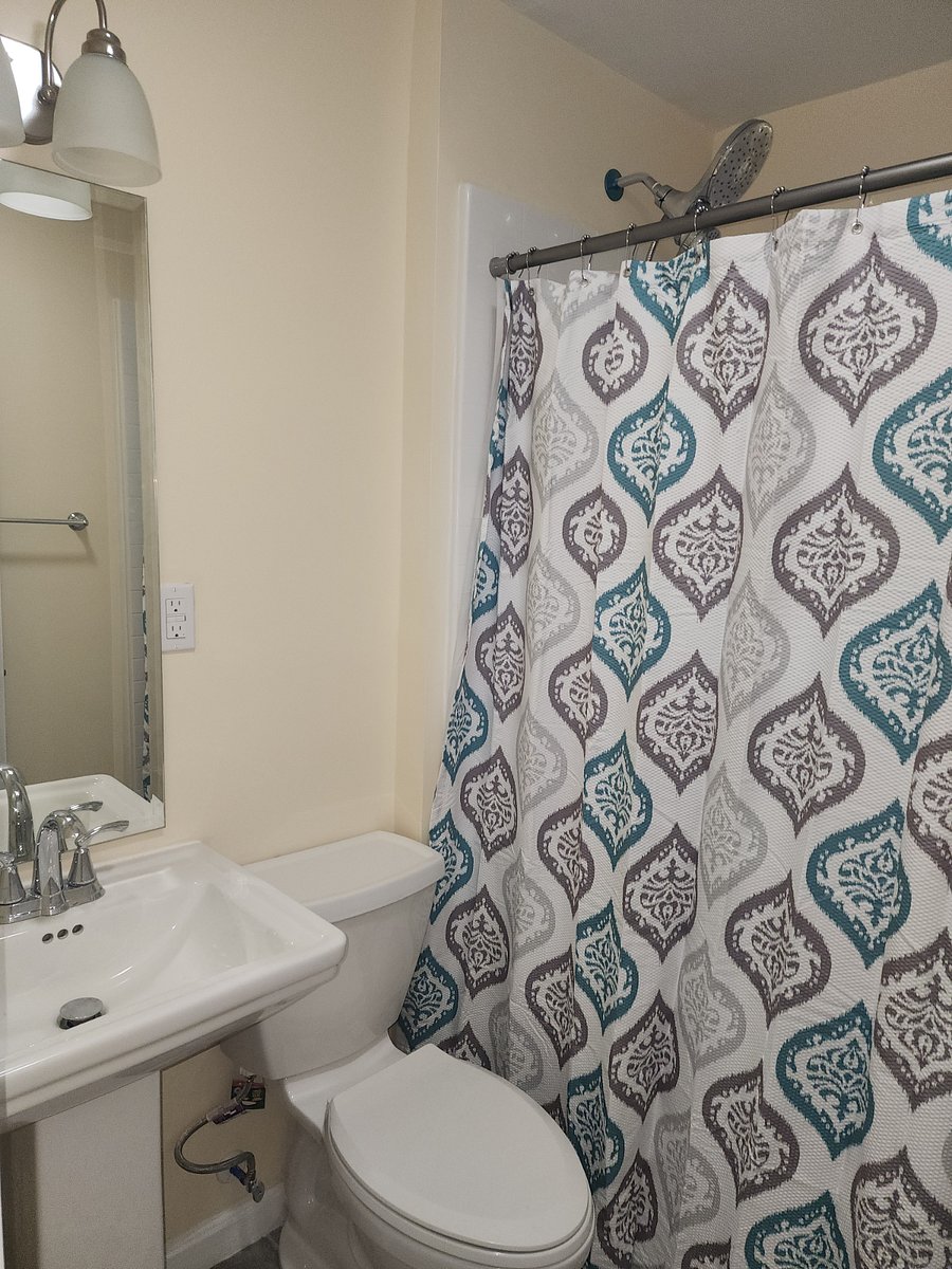 Private Bathroom of #2