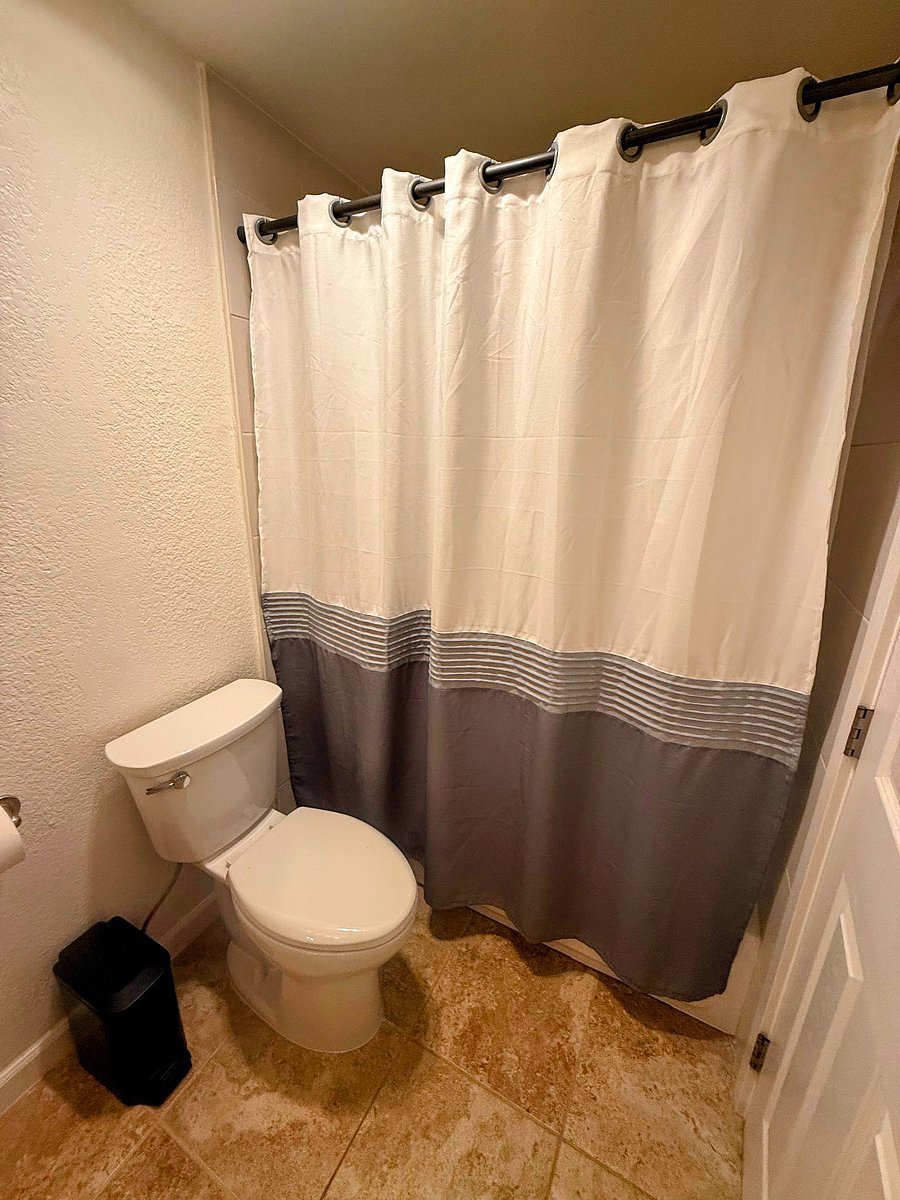 Primary ensuite bathroom