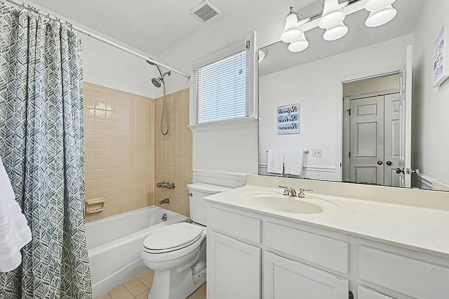 Second full bath