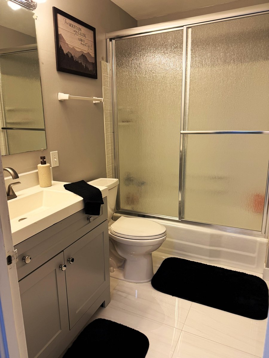 Bathroom with shower and tub