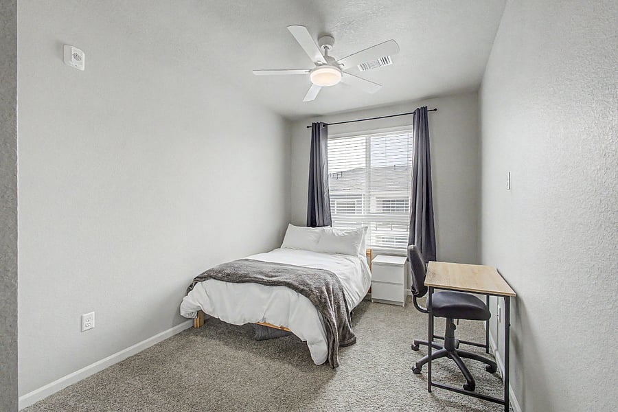 Second bedroom