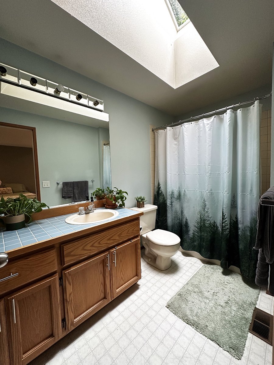 Upstairs suite private full bath.