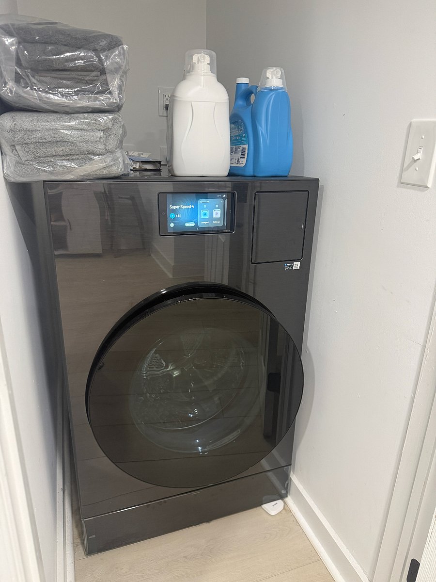 Smart all-in-one washer and dryer (shared)