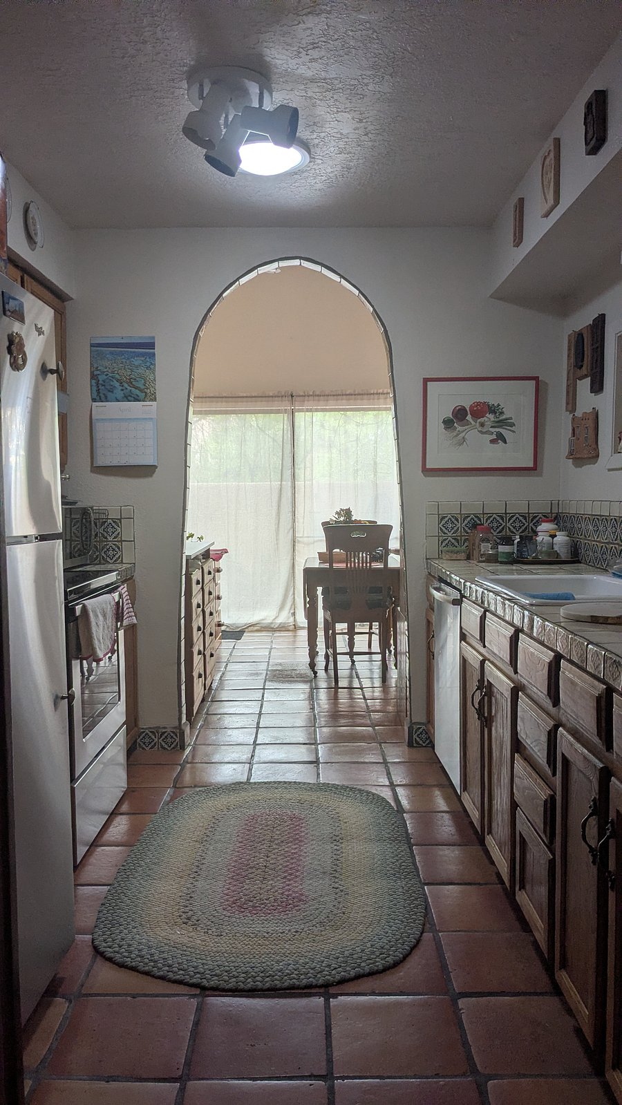 Fully-equipped kitchen