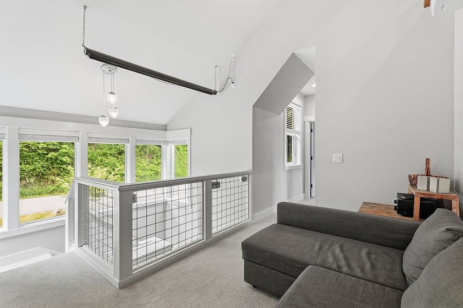 Upstairs sitting area