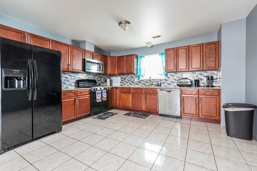 Kitchen, Dishwasher, Refrigerator, Stove, Microwave