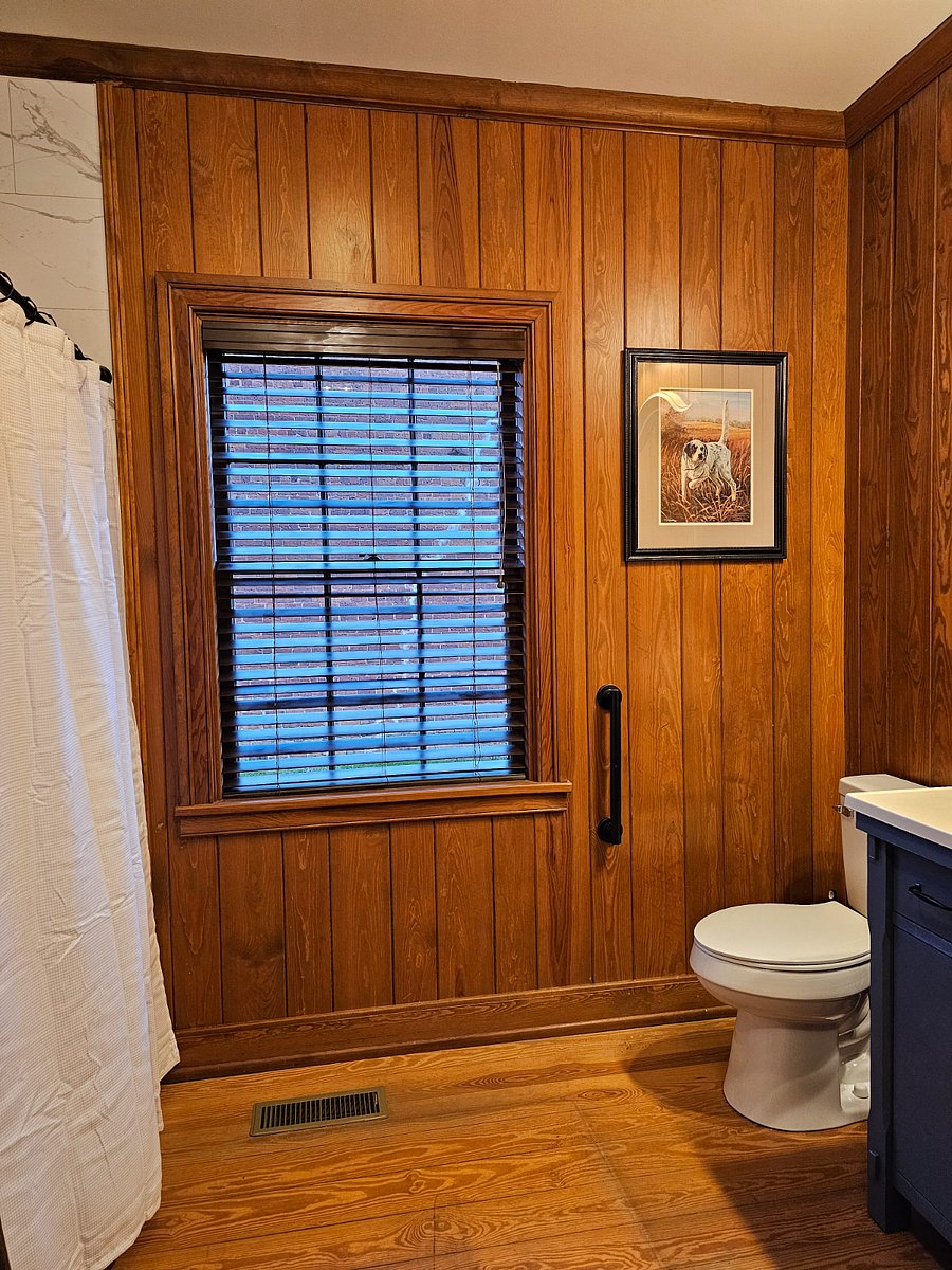 The full bathroom