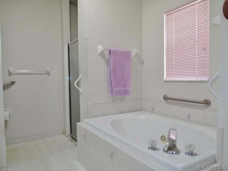 Furnished Finder property 993288_1 photo 13