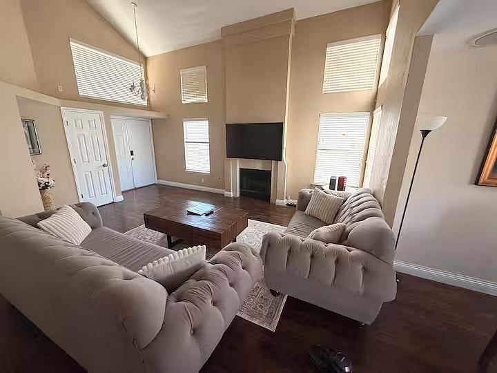 Furnished Finder property 993298_1 photo 3