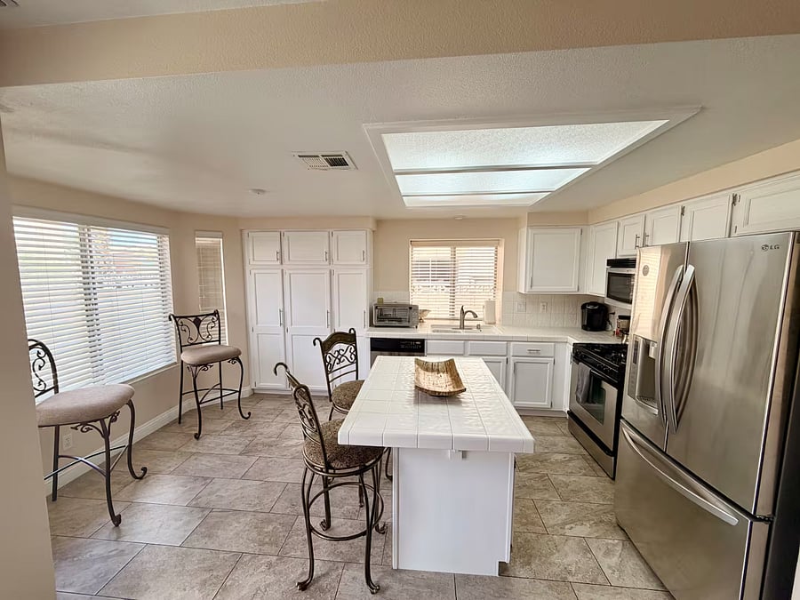 Furnished Finder property 993298_1 photo 7