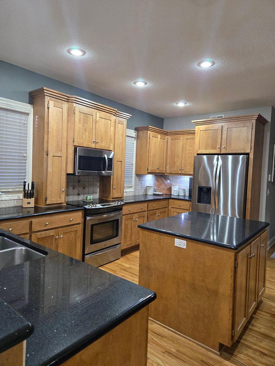 Kitchen with island
