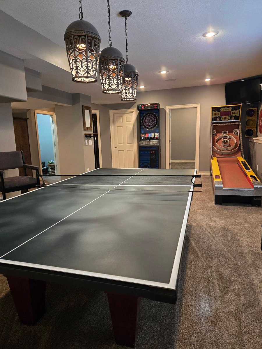 Recreation / game room - pool table, ping pong table, arcade console, skee-ball and dart machine