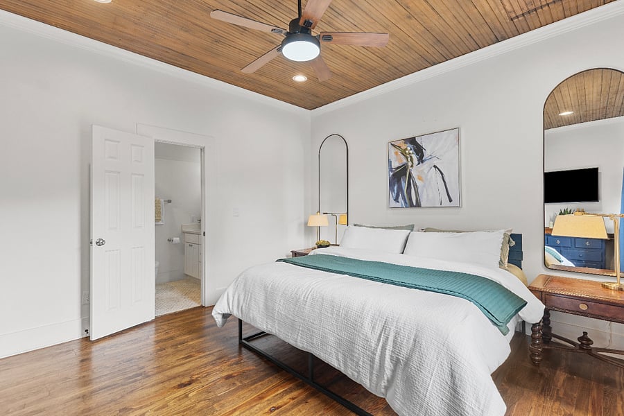 Primary bedroom on main.
