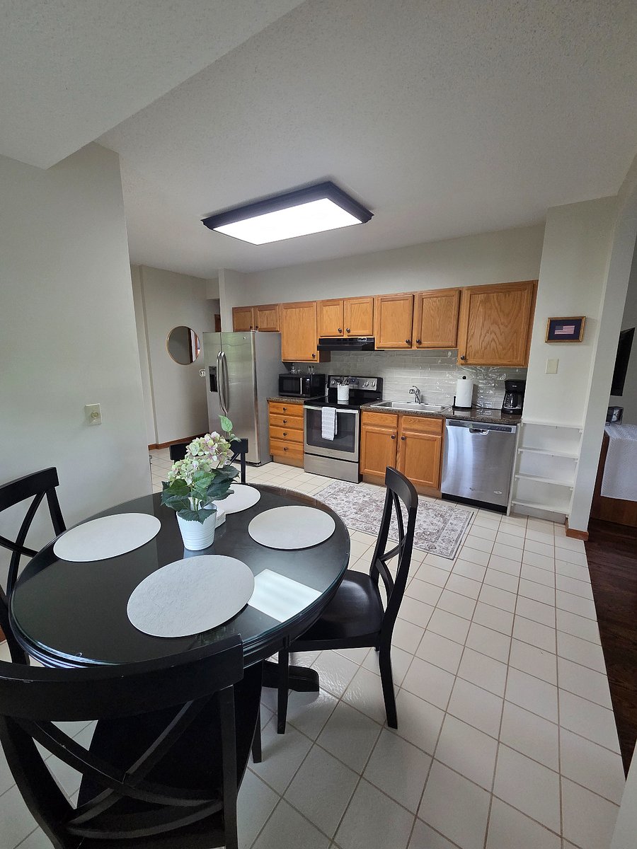 Furnished Finder property 993332_1 photo 3