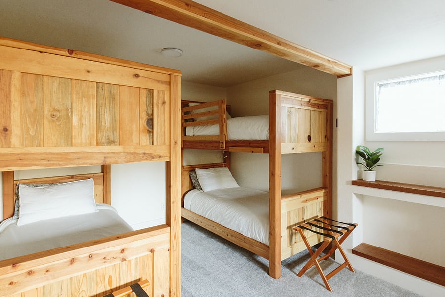 Two sets of twin bunks in Lower Level Bedroom 1