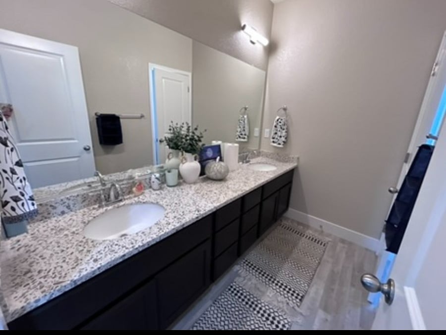 Upstairs guest bathroom