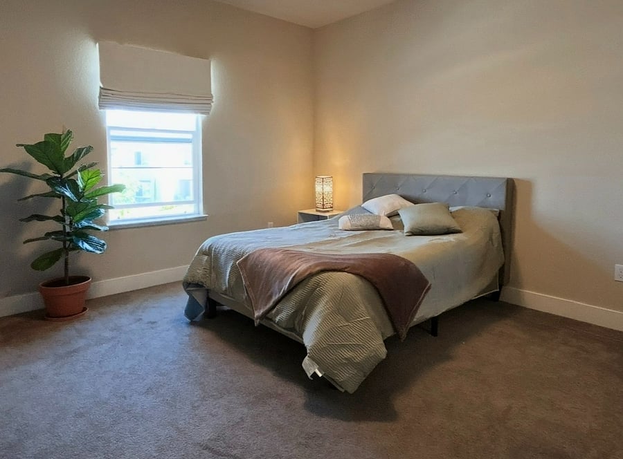 Upstairs Bedroom #3 w/ walk in closet and TV