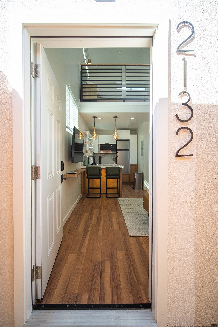 Furnished Finder property 993436_2 photo 14