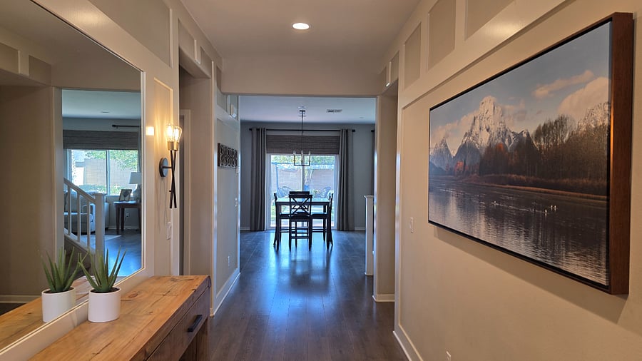 Main House shared entranceMaster bEdr
