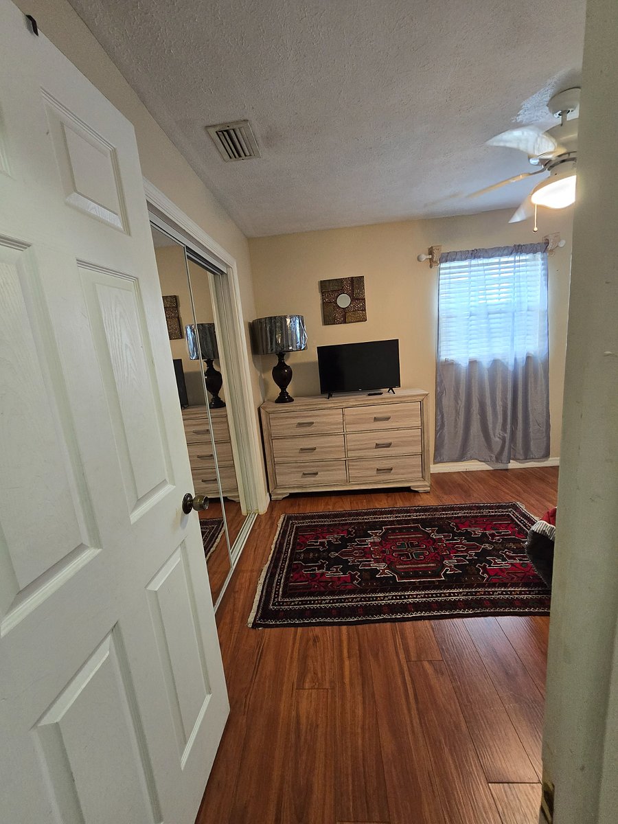 Furnished Finder property 993494_1 photo 7