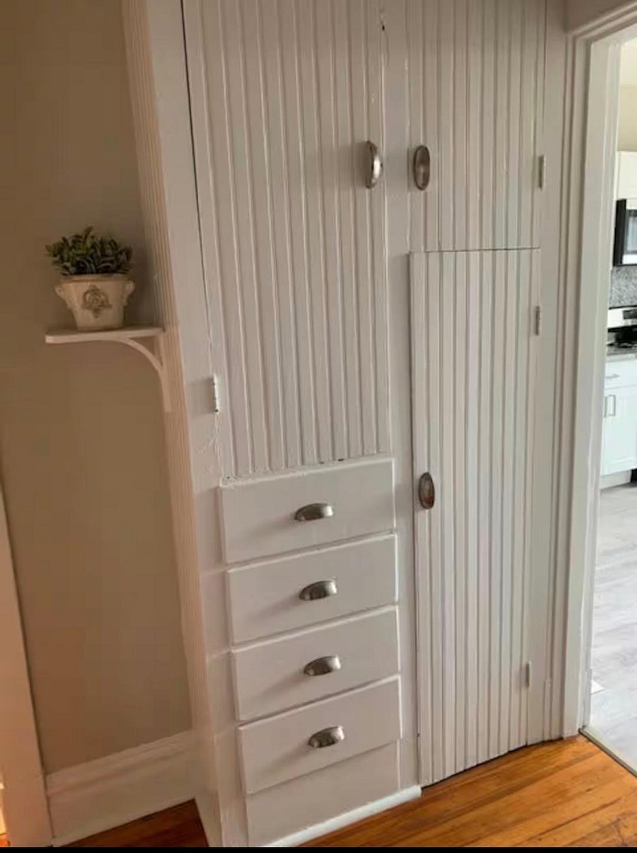 Built in storage cabinet