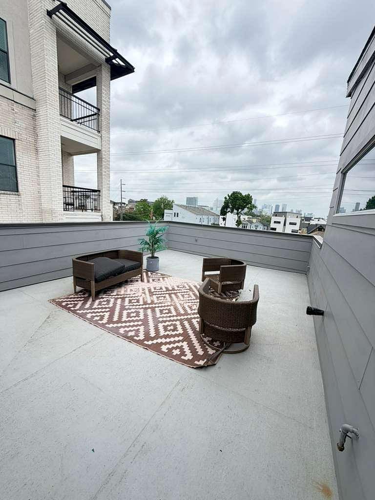 Furnished Finder property 993520_1 photo 9