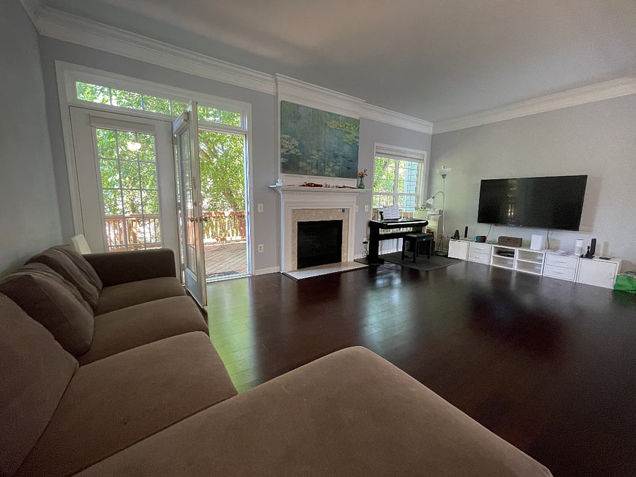 Mid-Level - Living Room