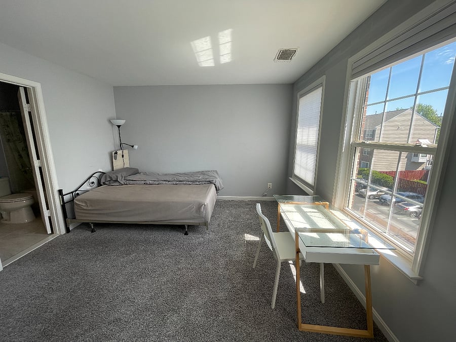 Upper Level Suite - Bedroom #1