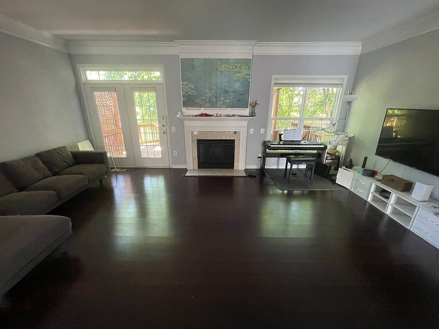 Mid-Level - Living Room