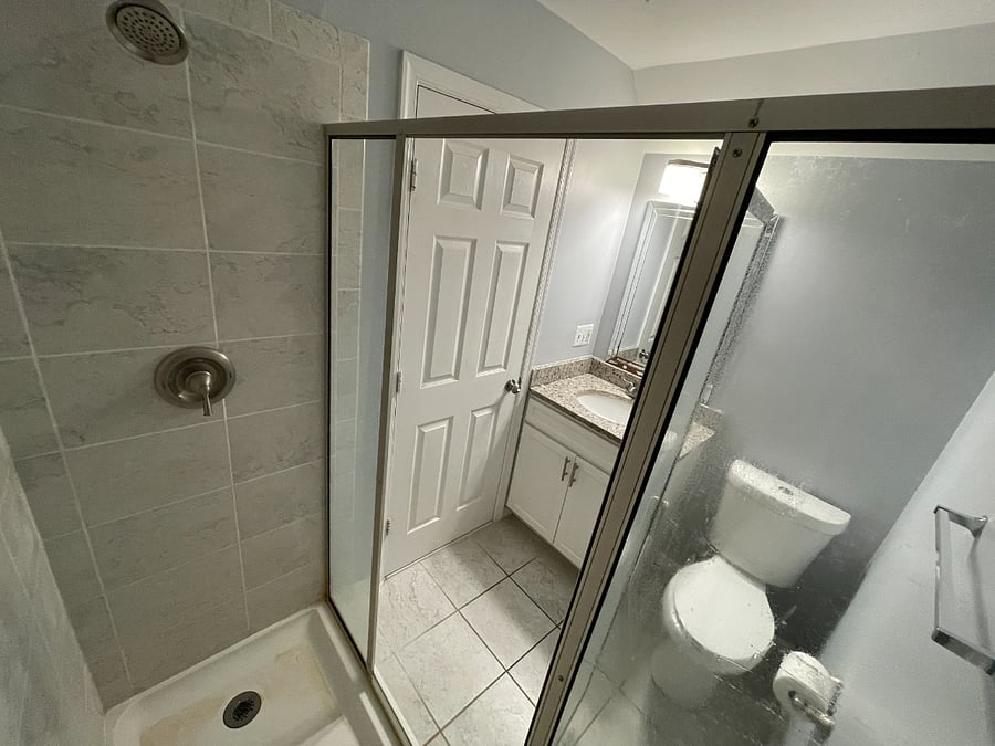 Ground-Floor Garden Suite - Full bathroom #2