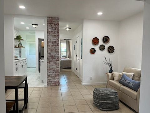 Furnished Finder property 993544_1 photo 5