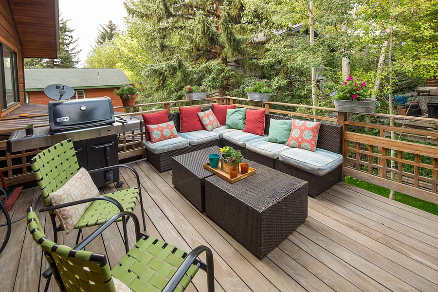 Grill piped to the city for gas anytime. Patio furniture is out in the summer months.