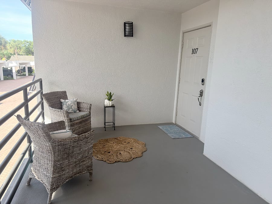Private Entry to Condo