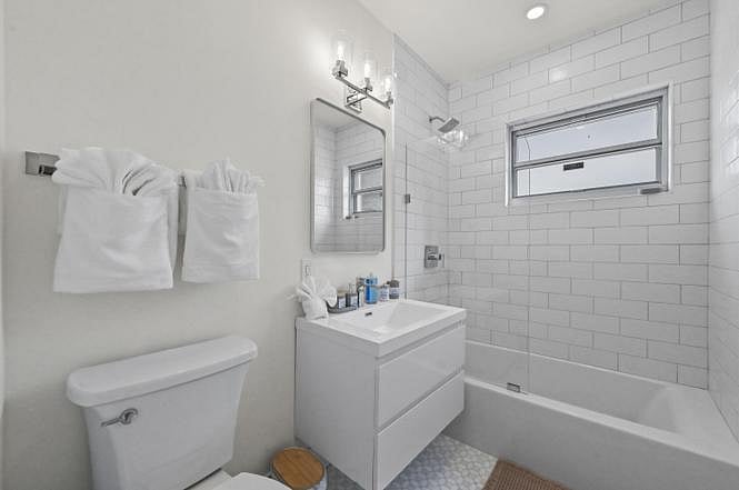 Furnished Finder property 993722_1 photo 14