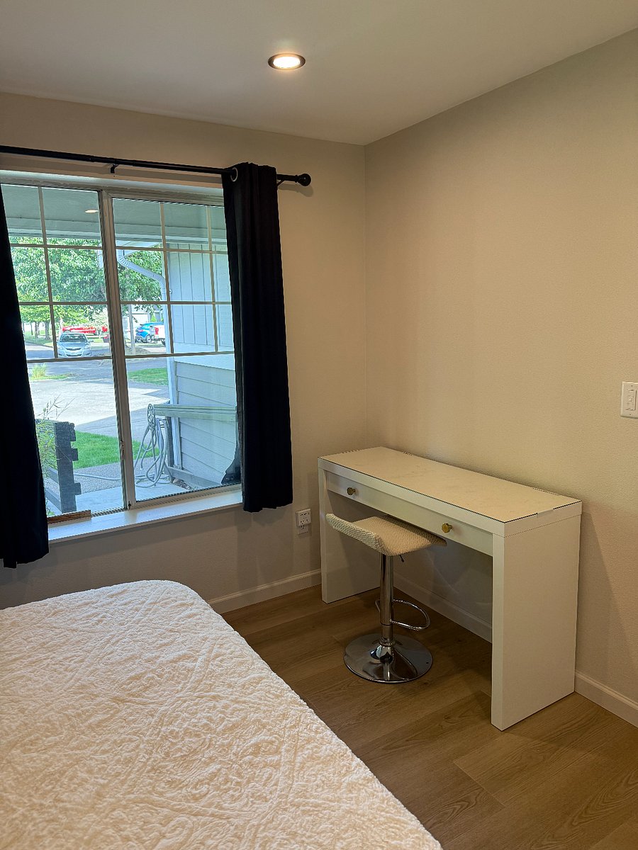 desk area