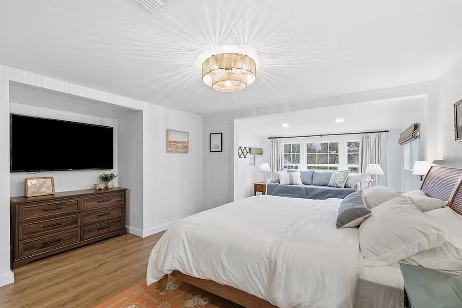 Master Bedroom.  King bed plus Day Bed with Trundle which makes into a Queen.