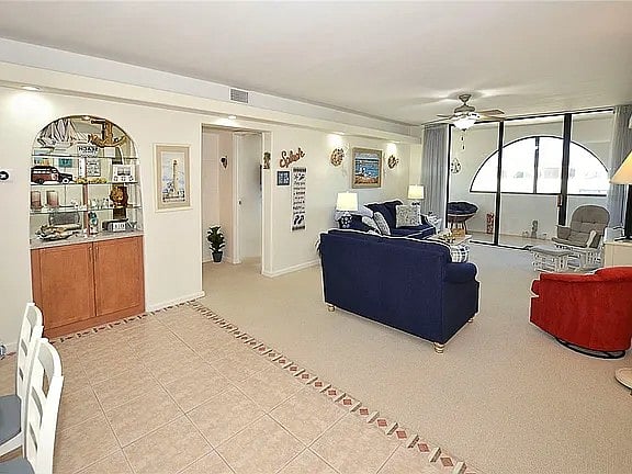 Furnished Finder property 993747_1 photo 4