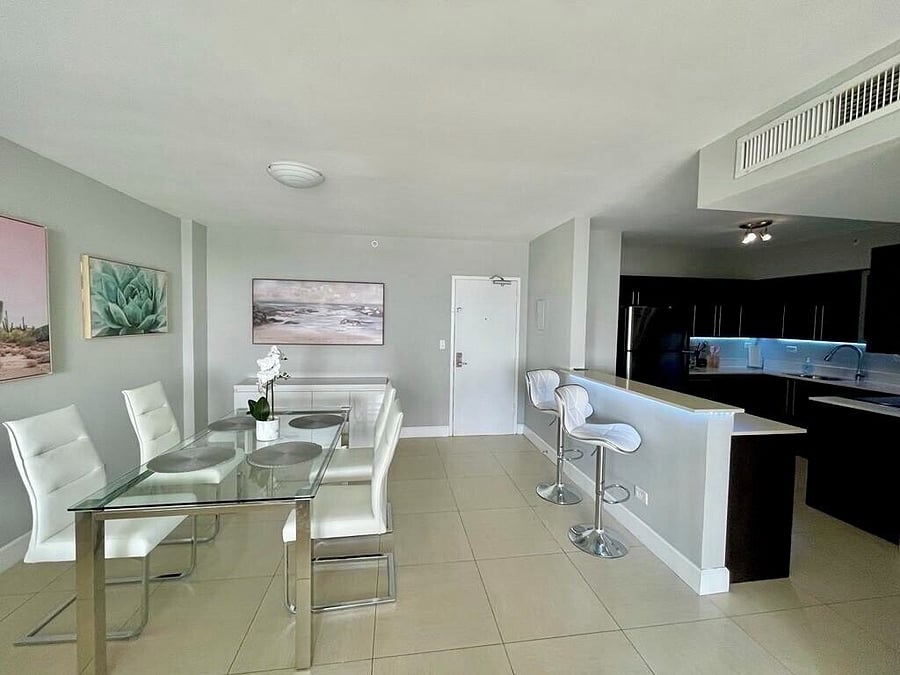 Furnished Finder property 993799_1 photo 3