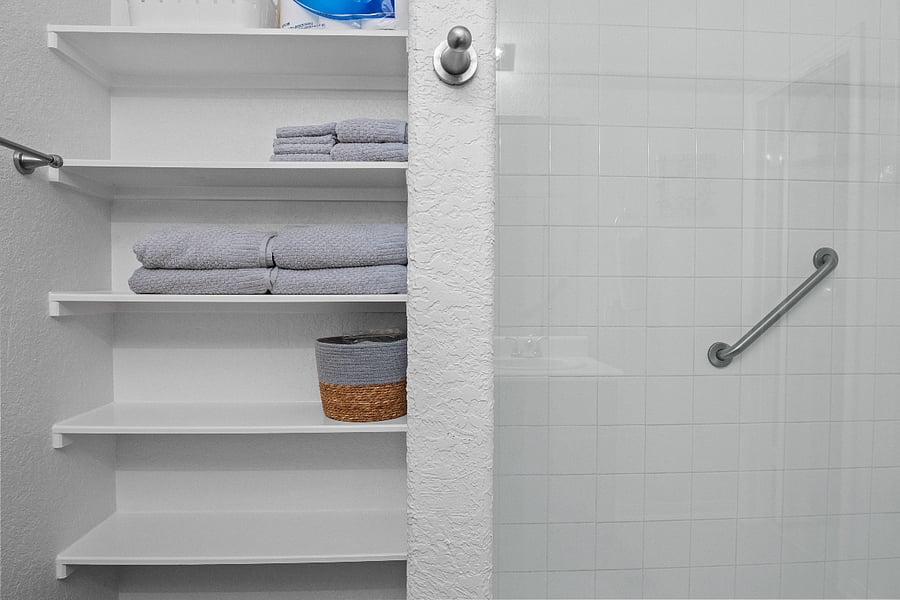 Master Bath Linen & Shower