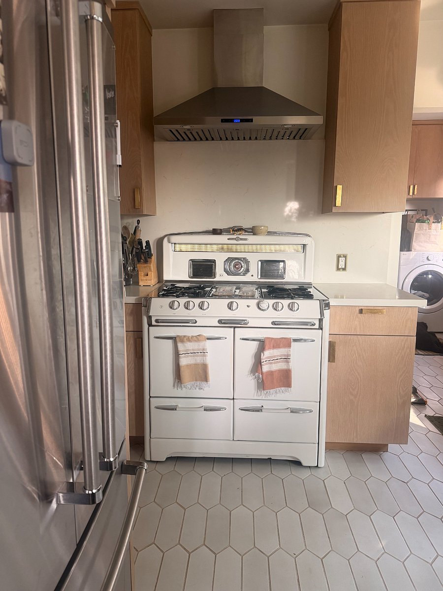 kitchen stove