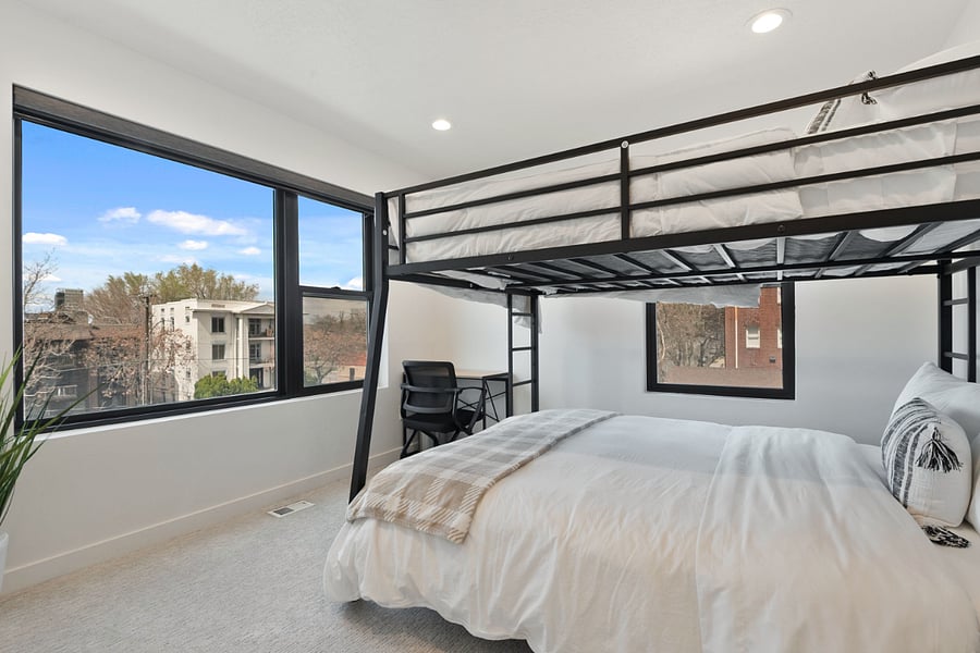 3rd floor: bunk bedroom 