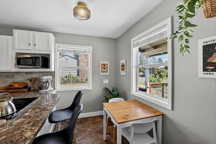 Breakfast Nook
