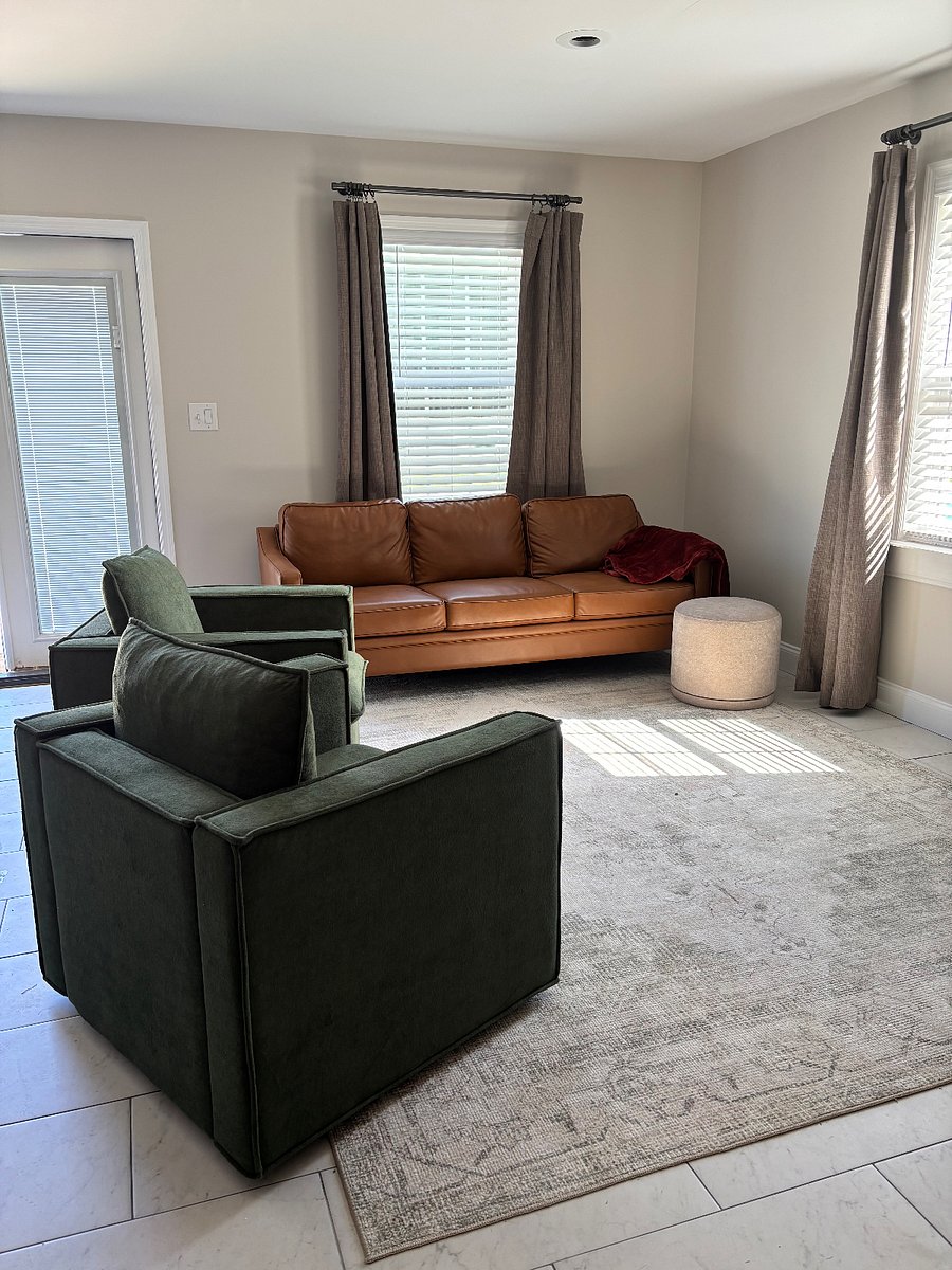 Furnished Finder property 993967_1 photo 3